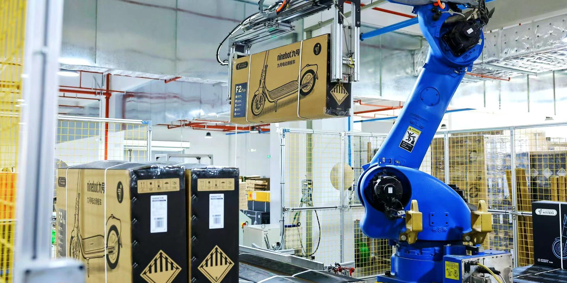 持续彰显全球市场影响力，九号公司于CES带来全新电动滑板车和割草机器人产品