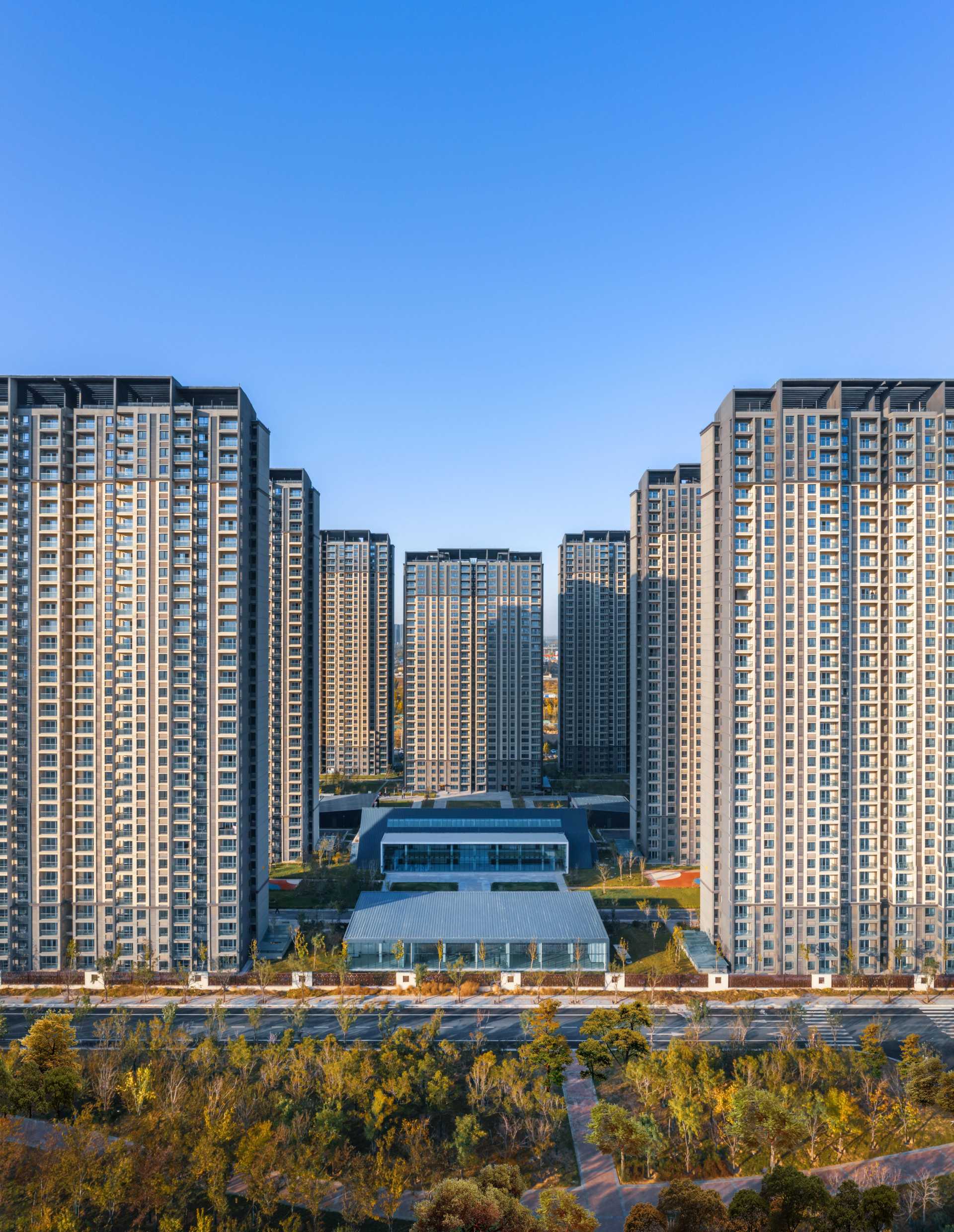 郑州航空港创投集团、联想等投资成立新公司，注册资本2500万