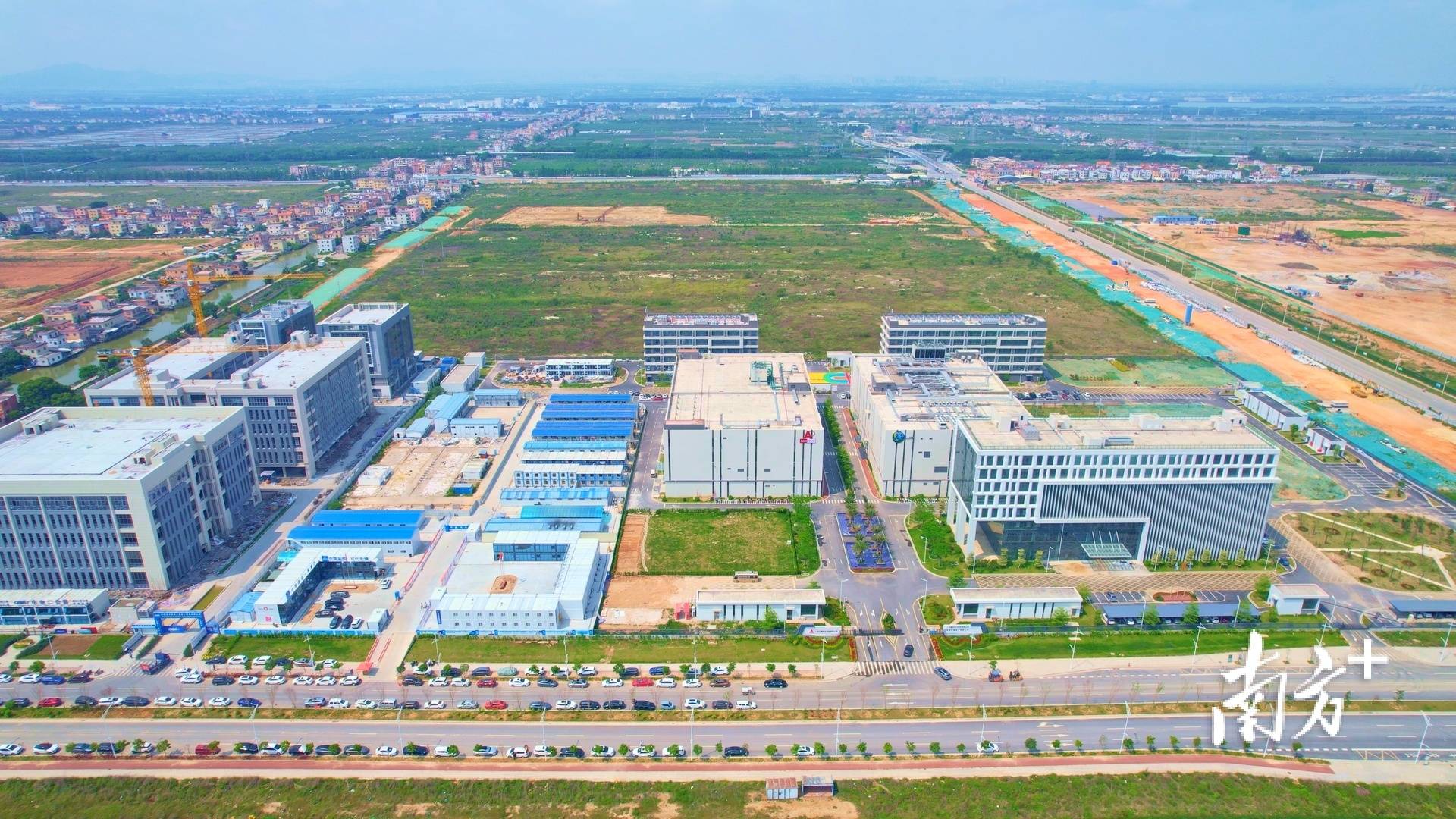 打造集成电路“第三极”！企查查：相关企业存量逐年稳步增加