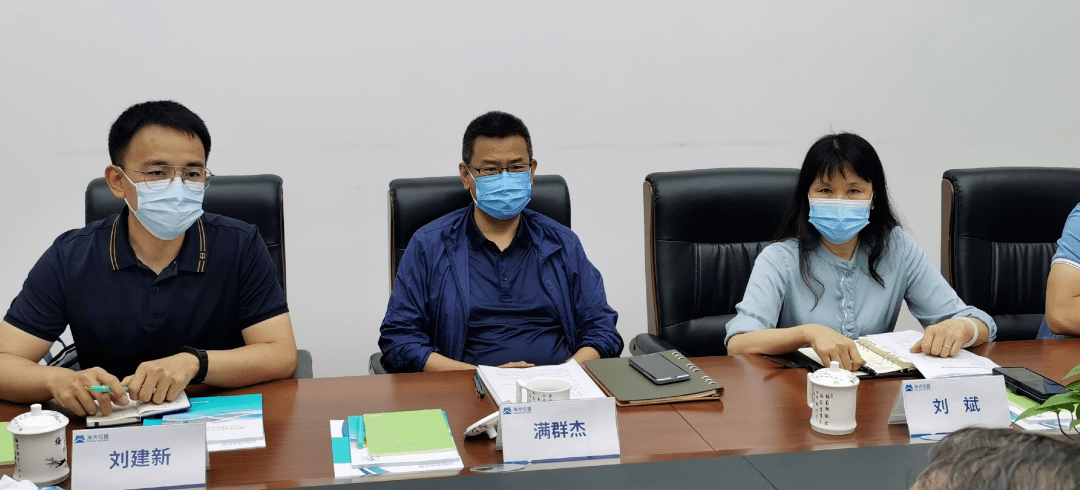 海光信息：公司持续关注行业内相关技术的发展并积极探索其对公司业务发展的影响