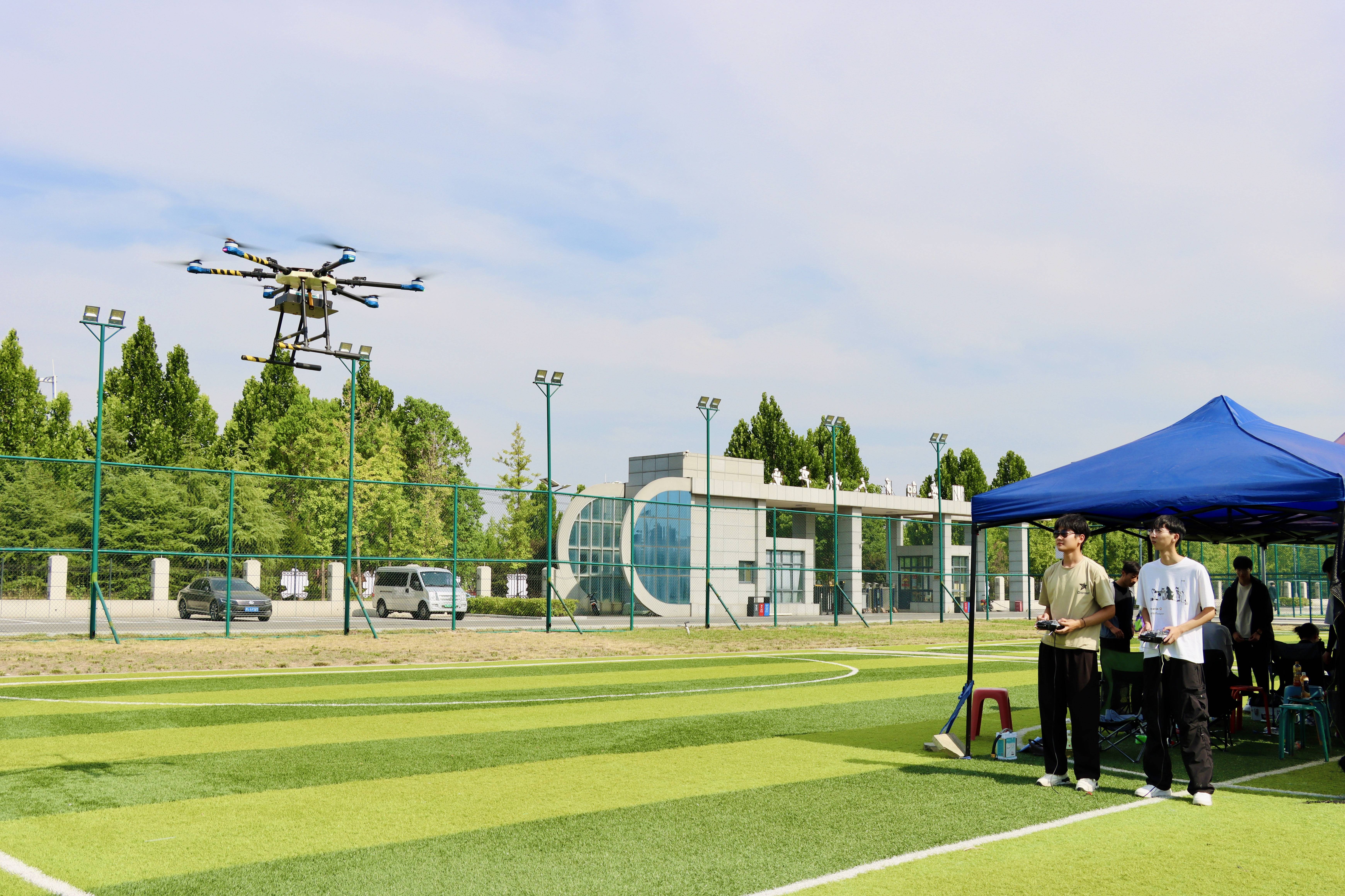 低空经济行业双周报：峰飞与合肥开启全面合作，各地区低空场景陆续落地