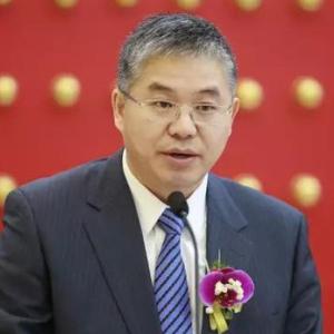 东北证券上调中国神华评级