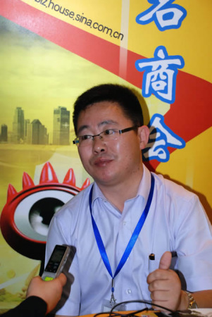 中润光学：5月12日接受机构调研，溪牛投资管理(北京)有限公司、承珞(上海)投资管理中心(有限合伙)等多家机构参与