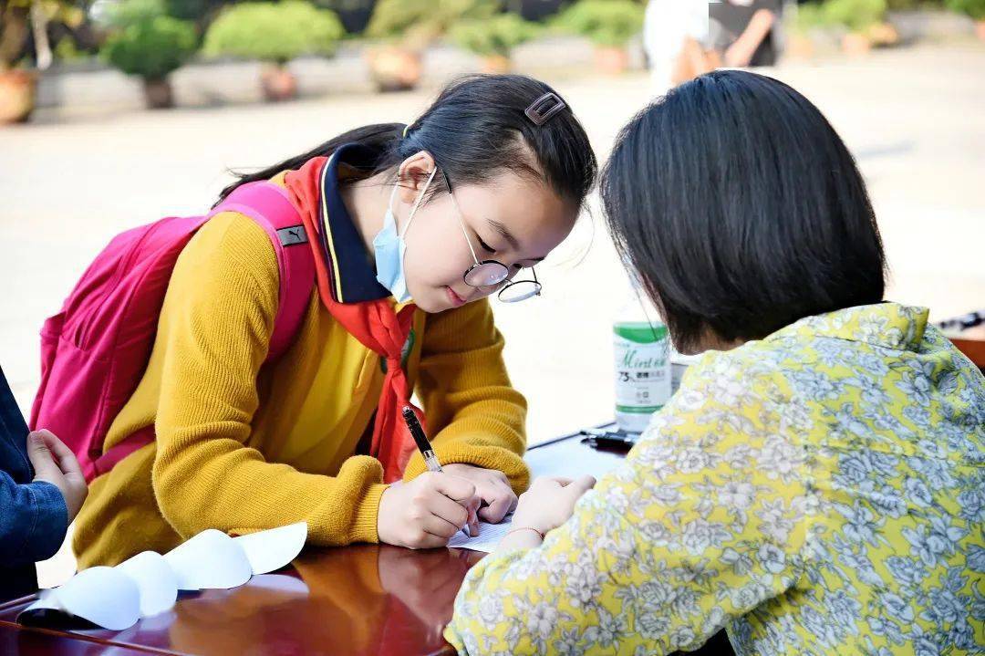 荣昌生物：5月15日召开业绩说明会，投资者参与