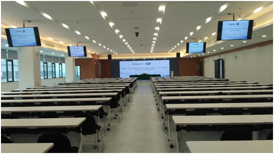 韦尔股份：公司总部位于上海，研发中心与业务网络遍布全球