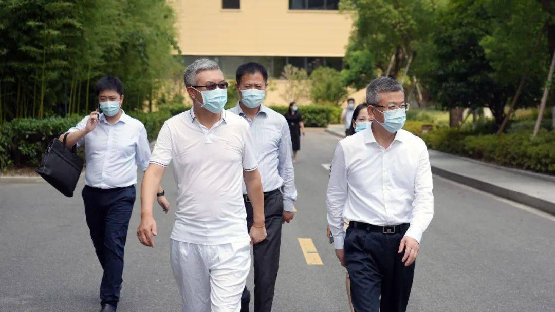 中国通号最新公告：董事张权因个人原因离任