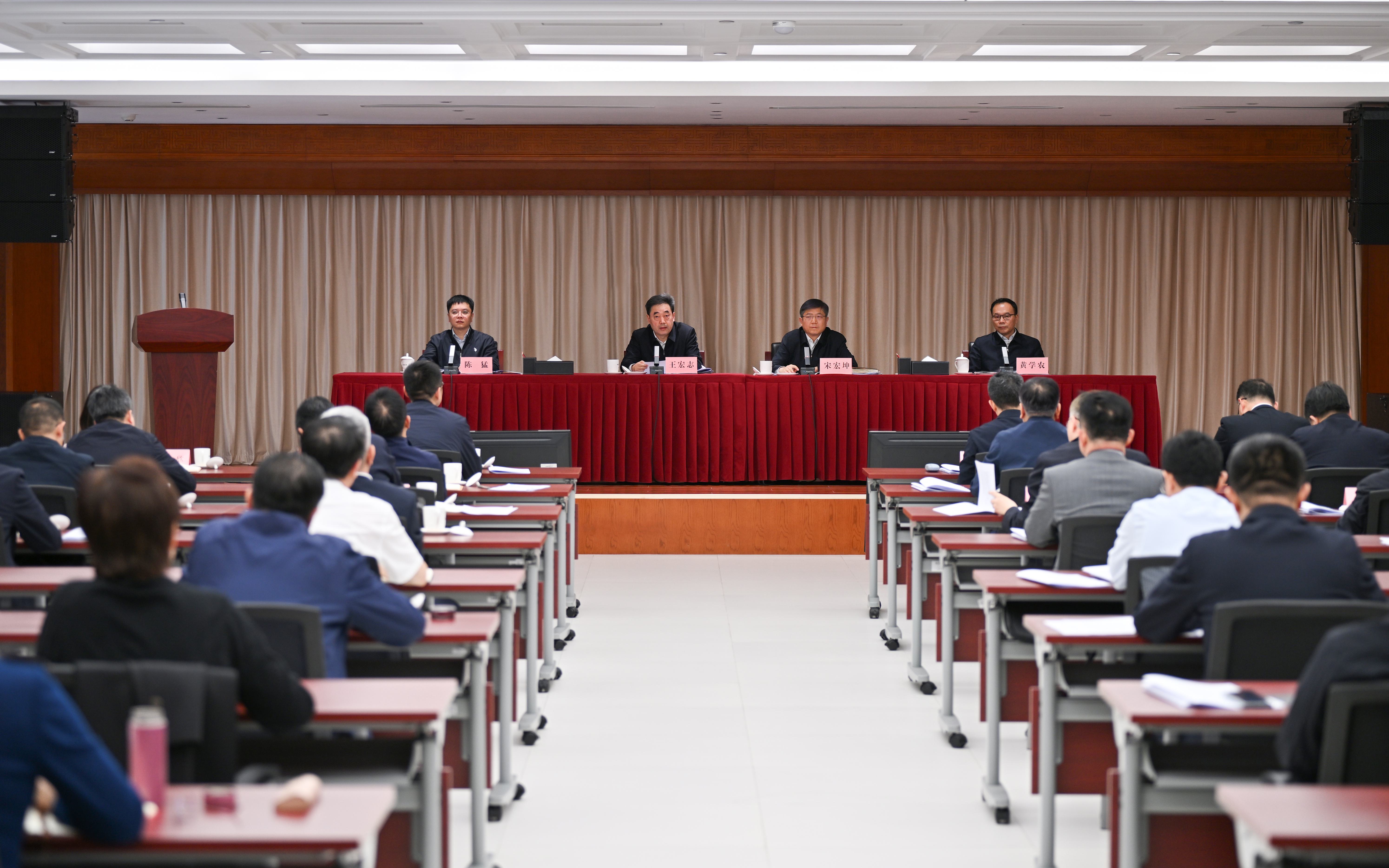 2025年中国电力行业区域发展现状分析：内蒙古自治区是我国最大的电力保障基地