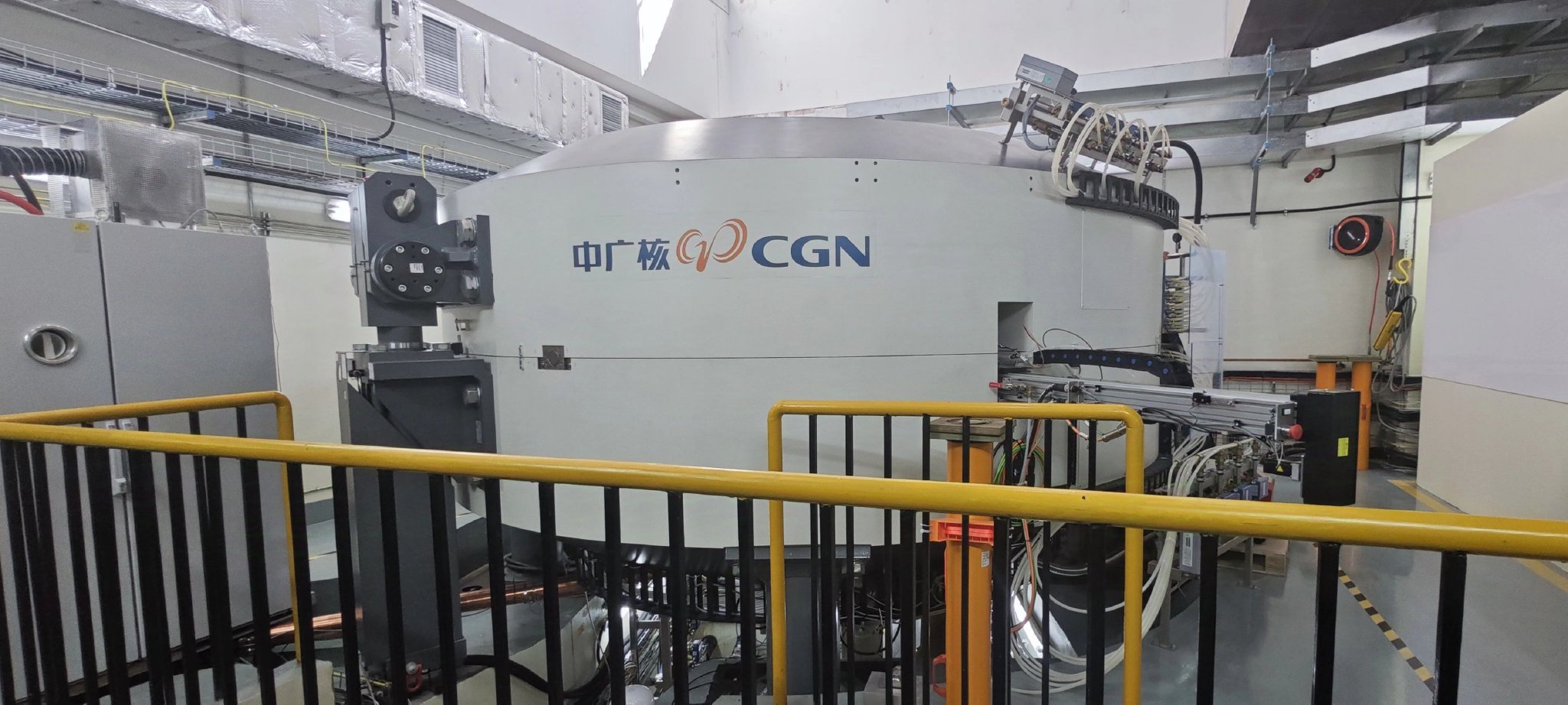 中广核技：控股股东向医疗科技公司增资 5 亿元，解决质子医疗科研资金缺口