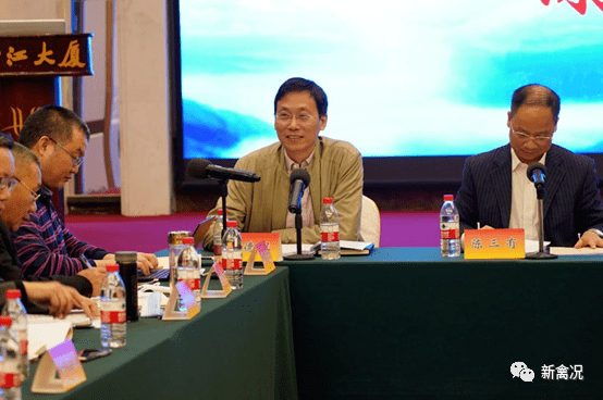 德康农牧(02419.HK)育种:践行种业振兴行动——以科技为犁,深耕生猪种业的“金色田野”