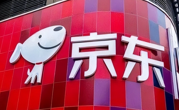 洲明科技:截至2024年年度,公司累计专利授权3,231项,软件版权登记286项,商标布局200多个国家累计参编国际标准、国家标准、行业标准等180多项