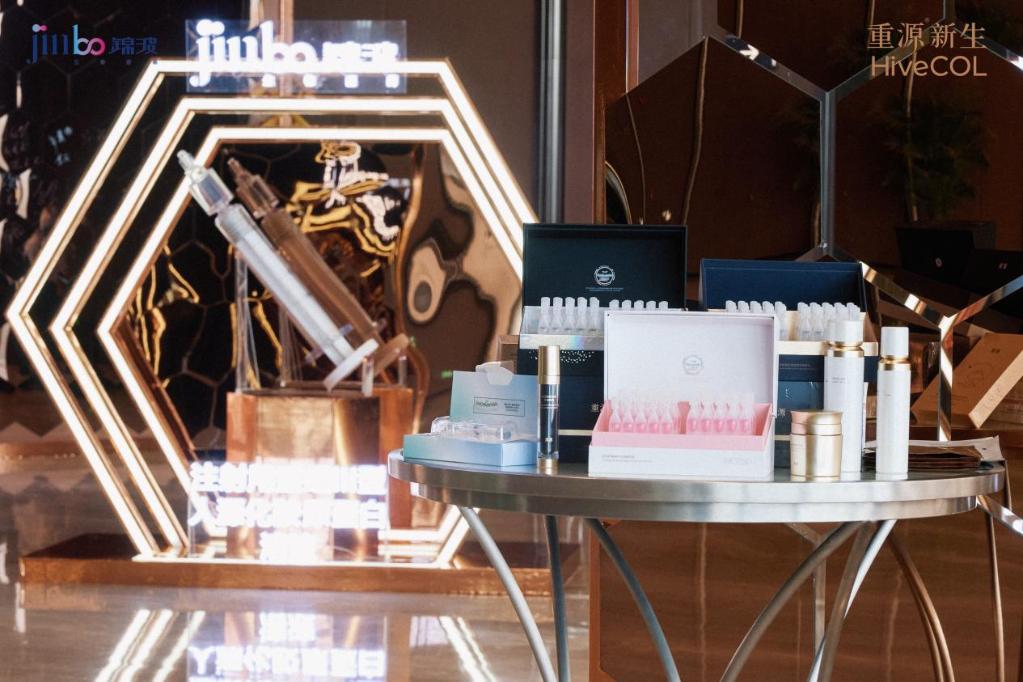 纺织品和服装行业周报：美关税落地提振出口预期；锦波生物HiveCOL胶原发布