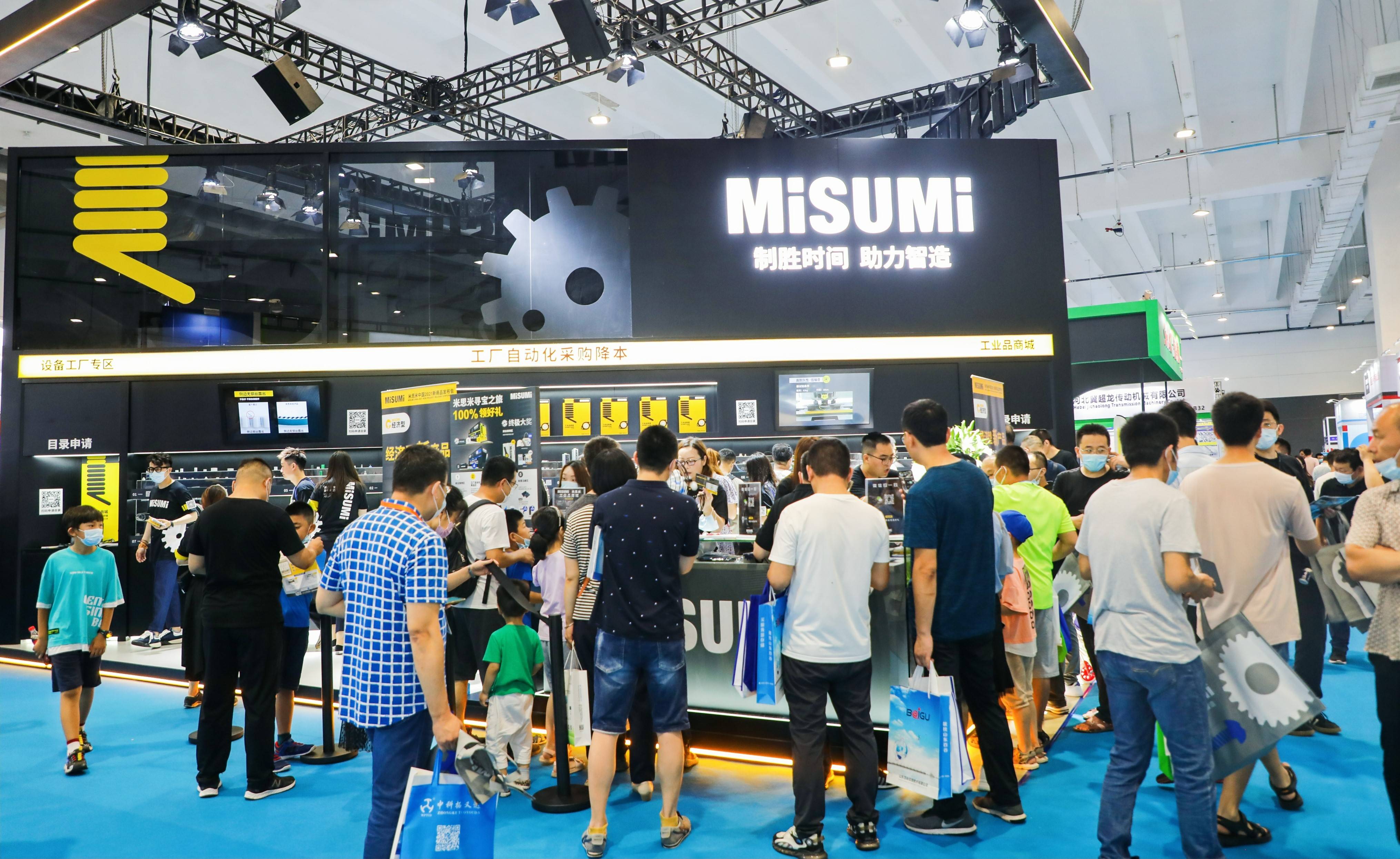 工业机器人新增装机量占全球超5成，前8月相关企业注册量涨近40%