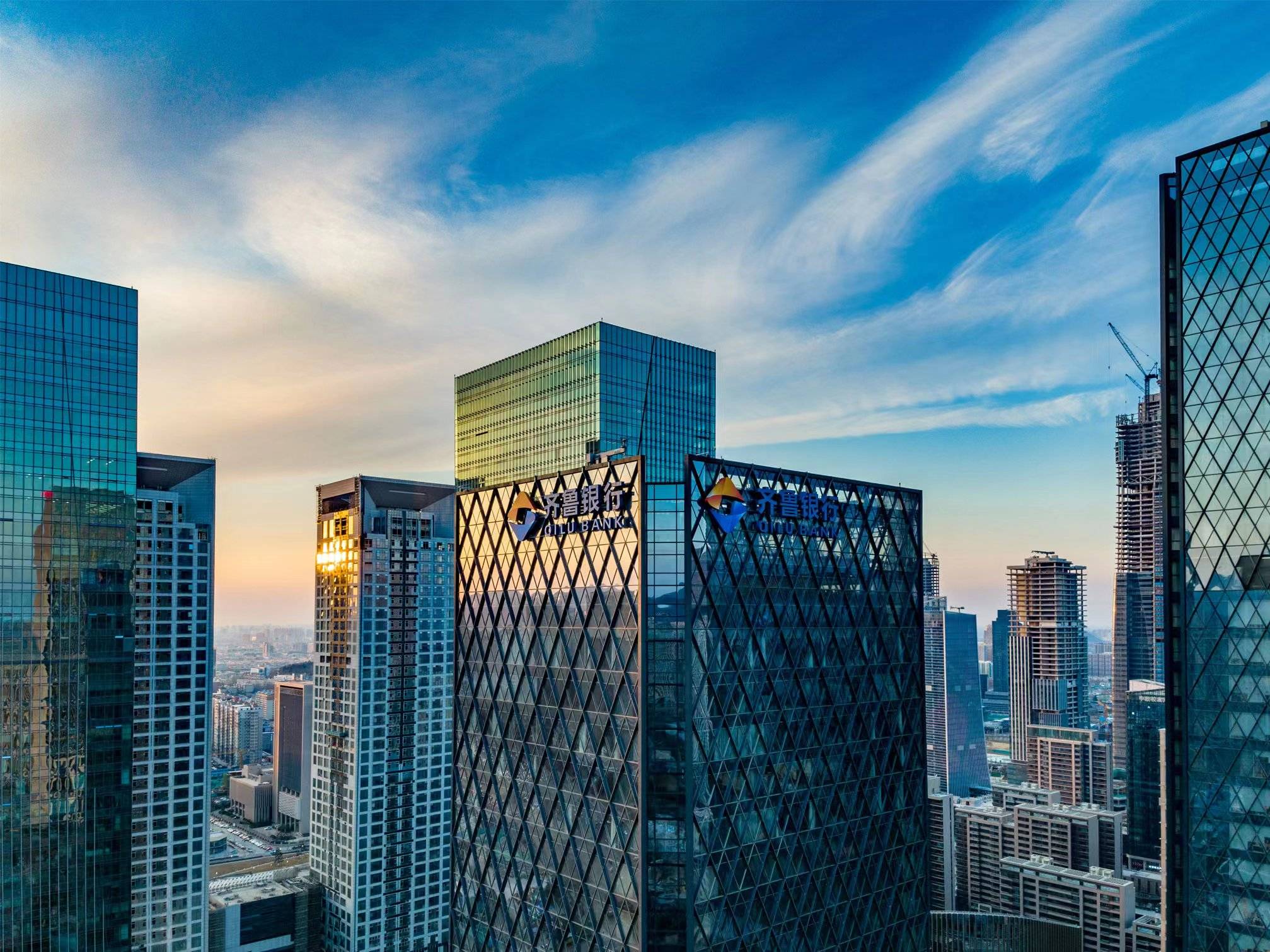 广州农商银行拟转让债权资产189.28亿元，优化业务结构与资产质量