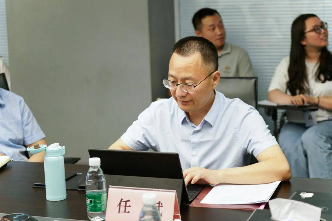 纵横股份:11月7日召开业绩说明会