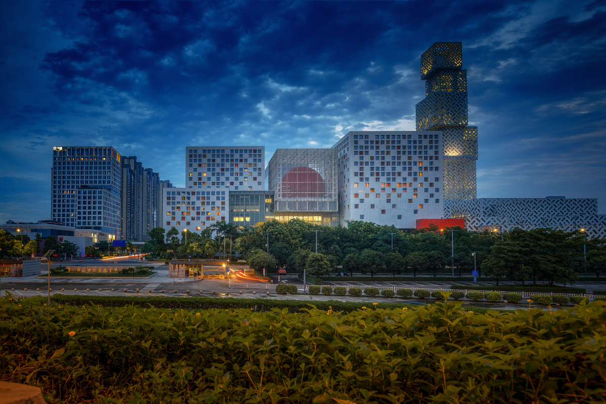 希荻微：11月6日组织现场参观活动，佛山抱石商业投资有限公司、佛山市顺德区恒科电器实业有限公司等多家机构参与