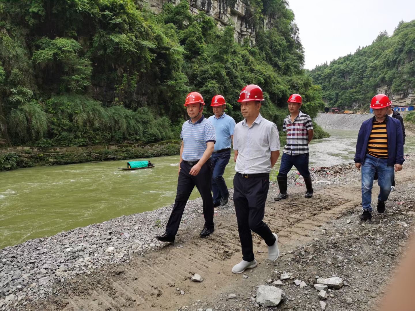 迈得医疗:11月19日召开业绩说明会,投资者参与