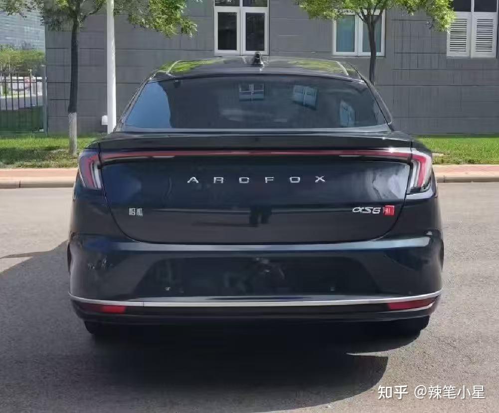 综合行业周报：晶圆代工厂涨价，深蓝首批L3车辆上路